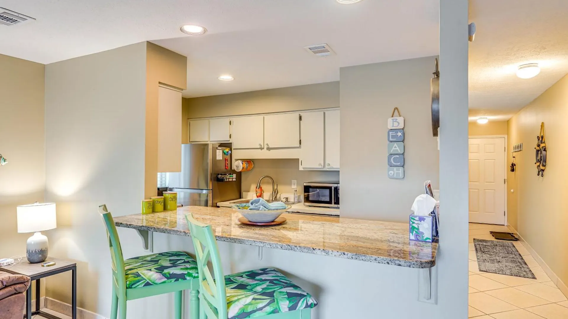Panama City Beach Condo With Pool And Beach Access!